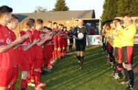 keith-chamberlin-receives-a-guard-of-honour-from-both-teams