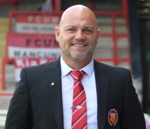 Neil Reynolds Agrees New Two Year Deal With FC United Of Manchester ...